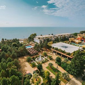 Dreamland Oasis Hotel